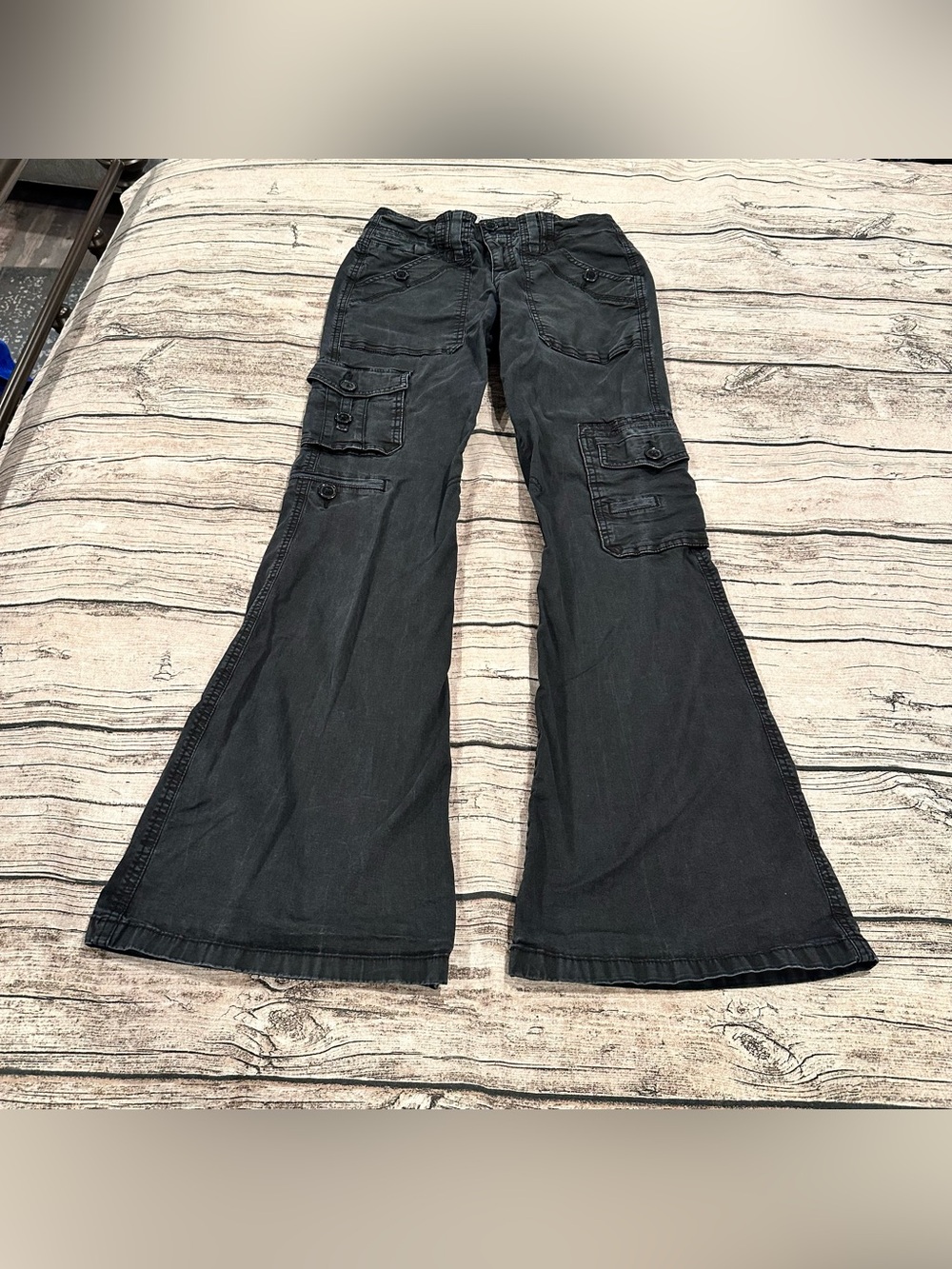 Y2K Garage Washed Black Low Rise Cargo Flare Pants Juniors Size 1